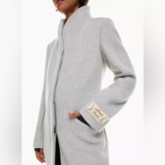 Aritizia ‘Cocoon Coat’ - Picture 5 of 13